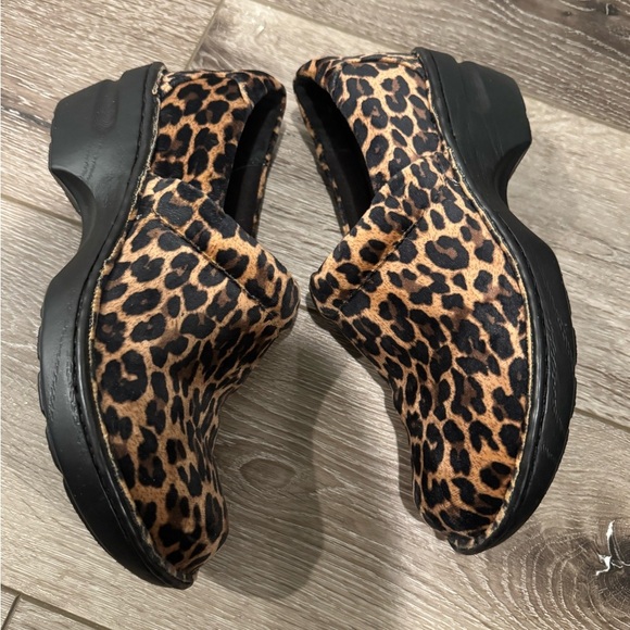 b.o.c. Women's Peggy Clog Leopard faux fur - Picture 4 of 8